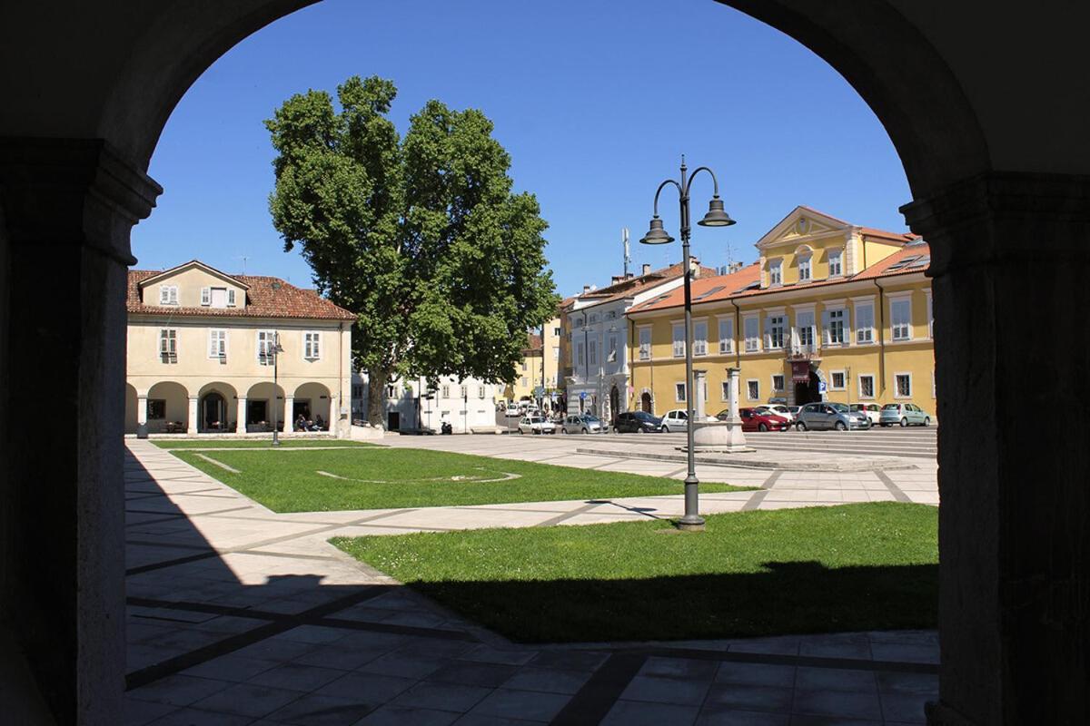 Gorizia Holiday Inn Rastello Suite Eksteriør billede